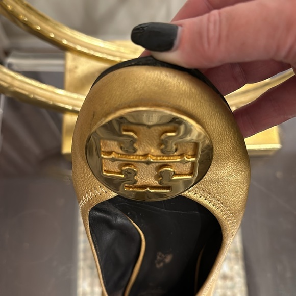 Tory Burch Reva Metallic Gold Ballet Flat With Gold Metal Double T Logo - Picture 15 of 16